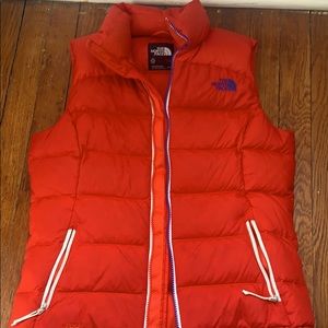 North face puffy vest